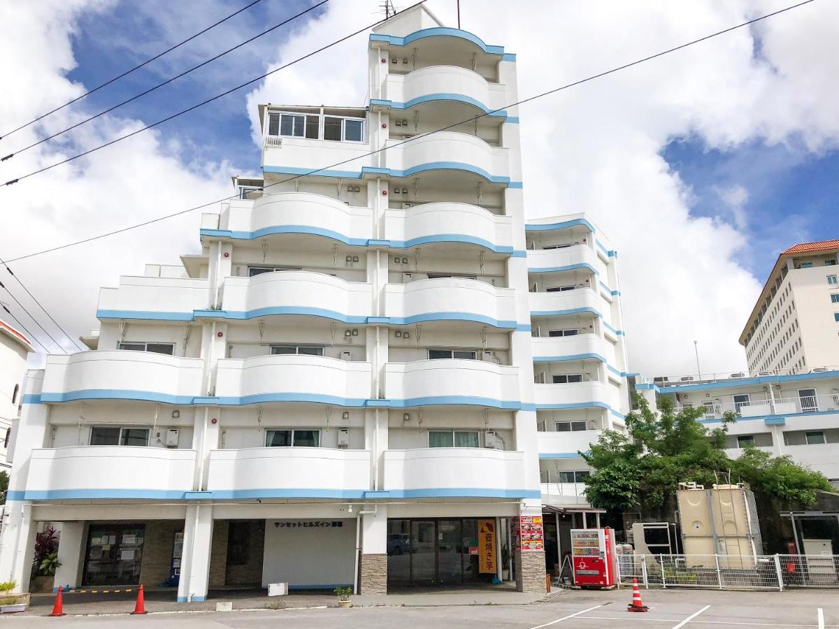 Sunset Hills Inn Naha Bagian luar foto