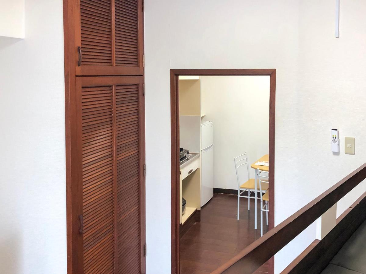 Sunset Hills Inn Naha Bagian luar foto